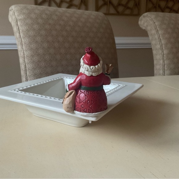 “Wood Carved” Christmas Santa With Bell and Bag Platter Decoration - Picture 3 of 6